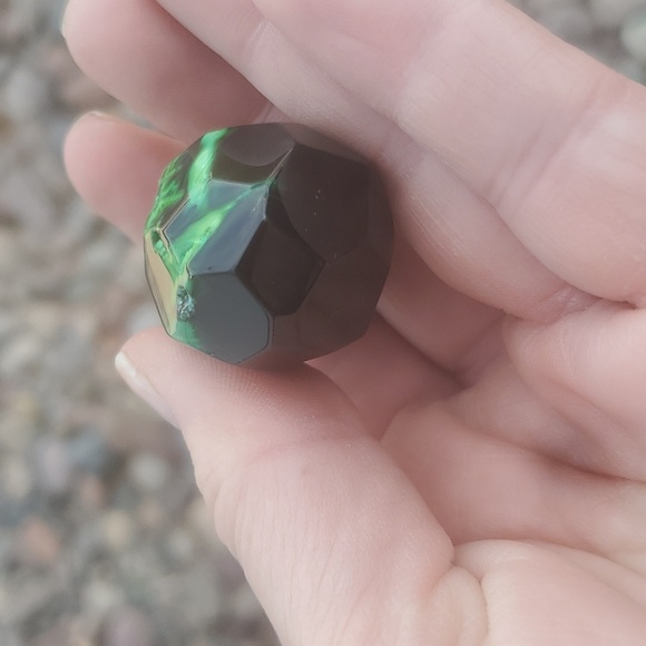 New Faceted Green & Black Fire Agate Pendant. - Picture 5 of 15
